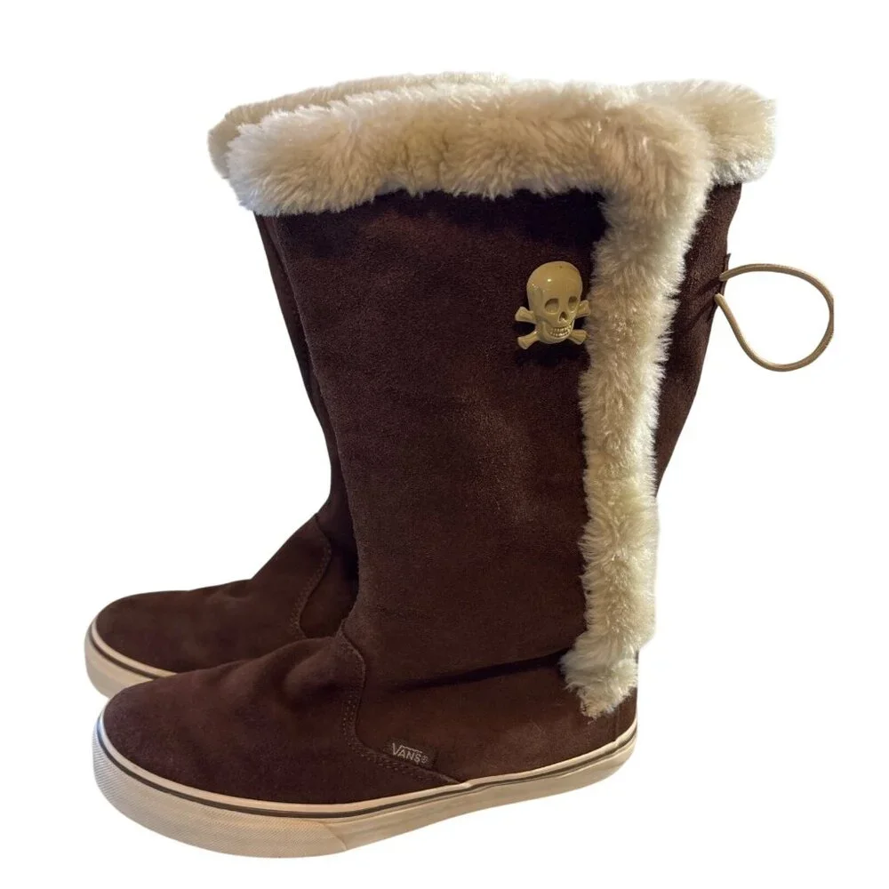 Vans Dasan Sneaker Boots Women’s Size 7 Brown Suede Fur Lined Tall Skull Button - Picture 1 of 14